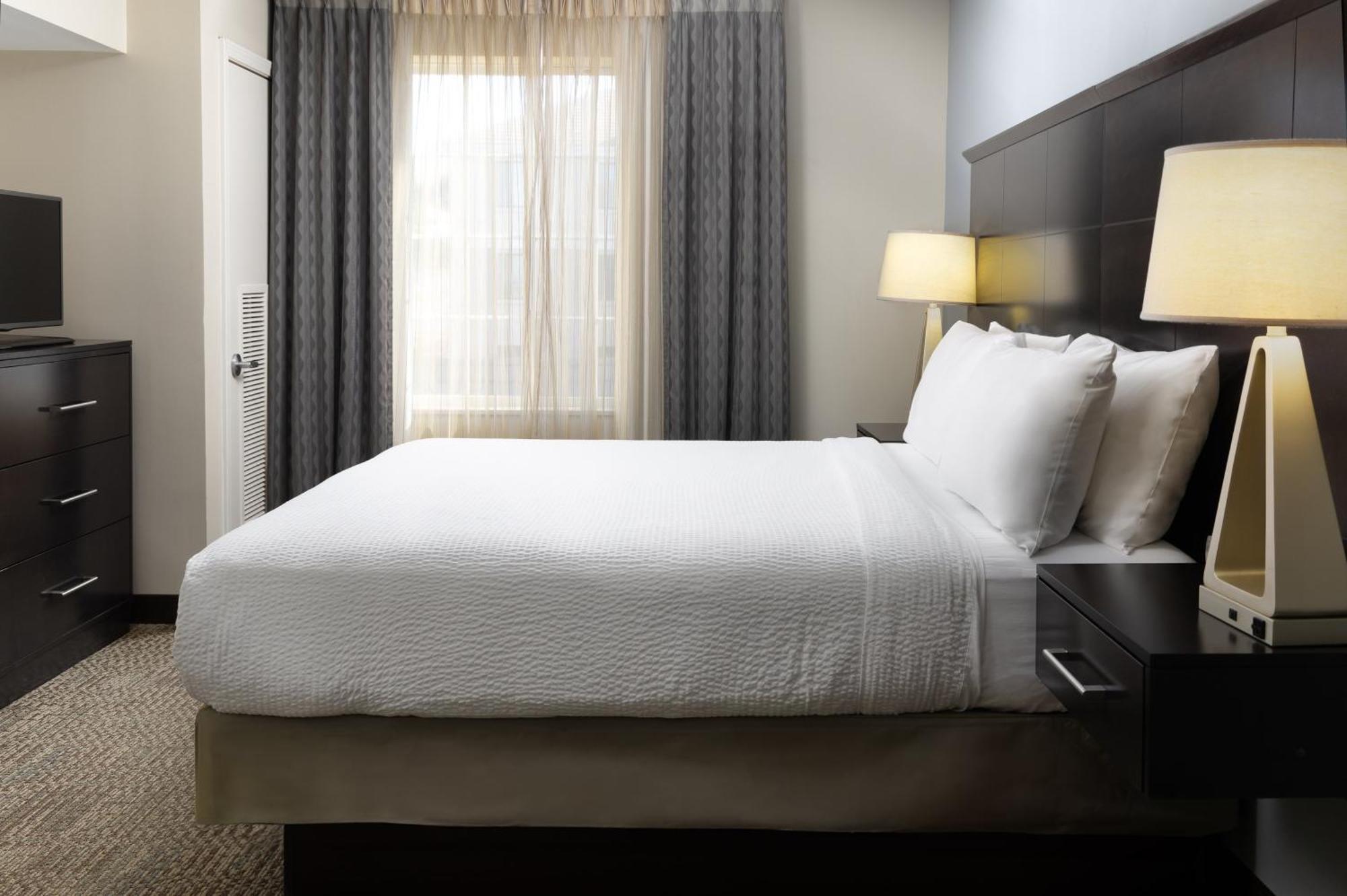 Staybridge Suites Sacramento-Folsom By Ihg Экстерьер фото